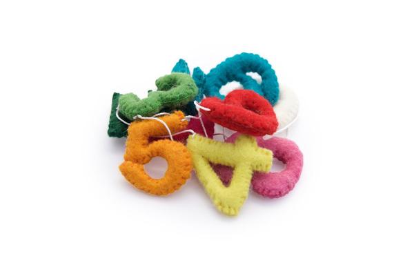 Felt numbers garland 0-9 – Rainbows and Clover